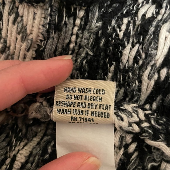 L.L.Bean Cable Knit Zip Cardigan - Picture 6 of 6